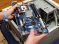 /album/galeria%20de%20fotos%3a%20servi%c3%a7os/pc-computador-reapro-conserto-autorizada-orcamento-jpg/